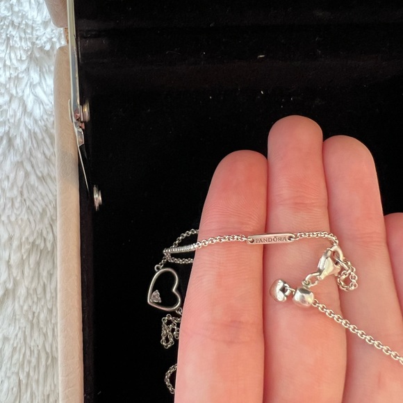 Pandora — Asymmetrical Heart Shaped Necklace - Picture 6 of 6